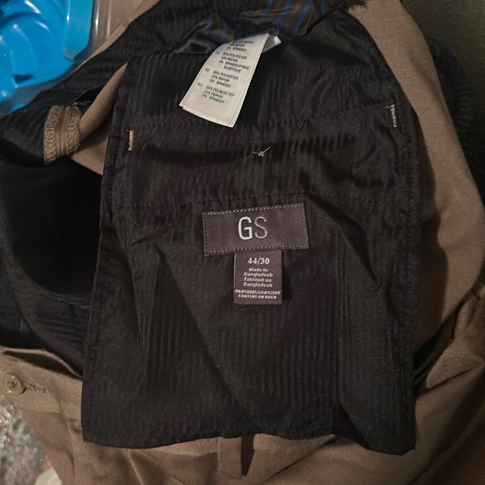 GS beige slacks 44/30